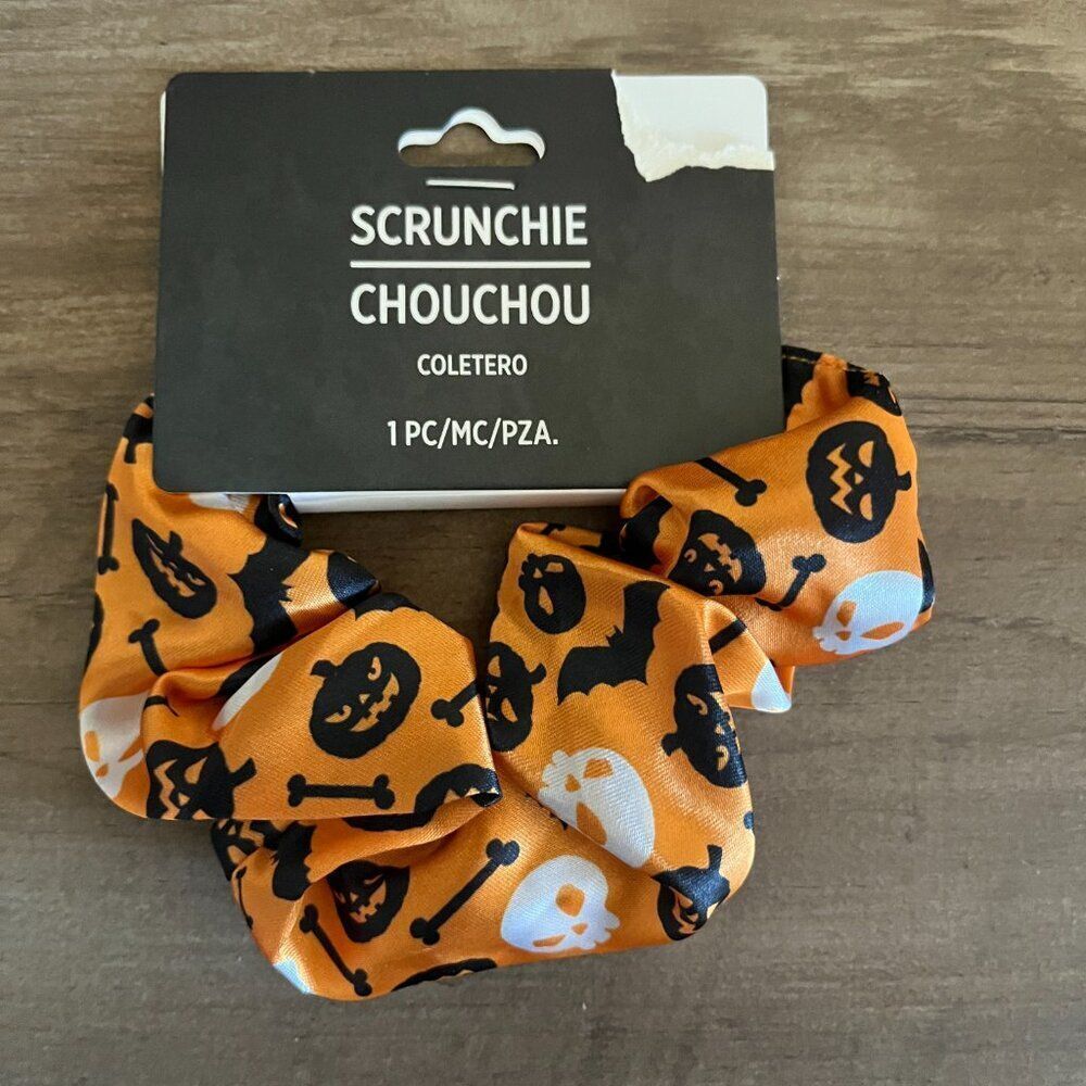 NEW Halloween Scrunchies NWT - Picture 6 of 8